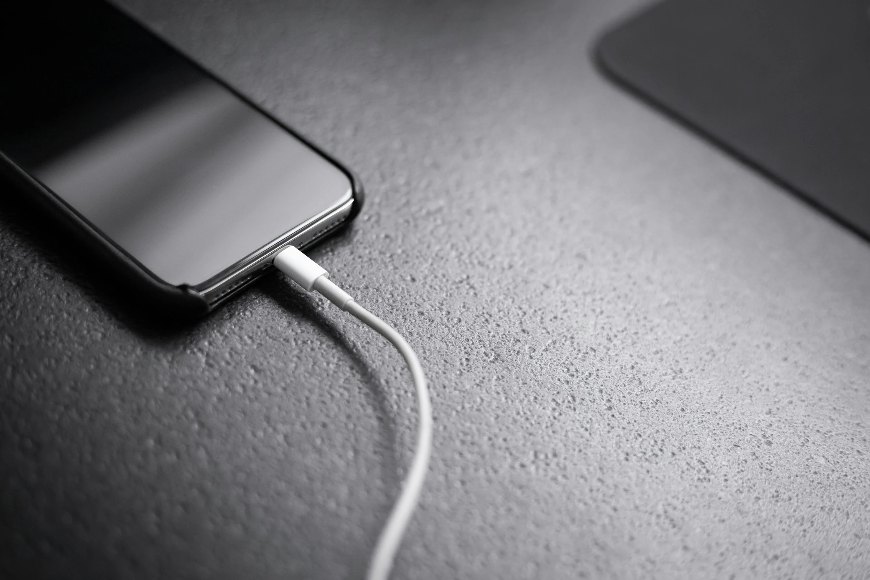 Delay Your Phone Upgrade with Battery Health Apps