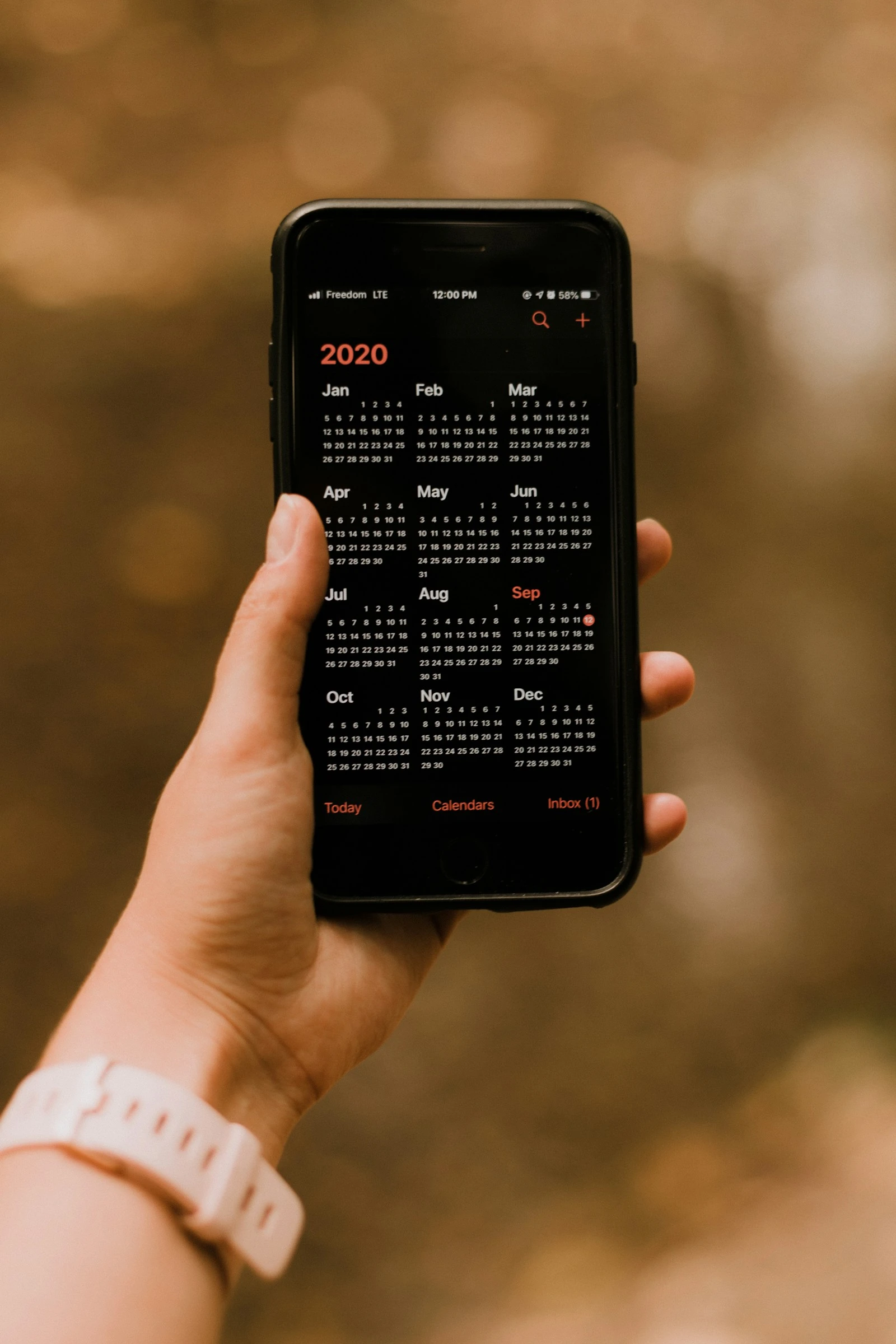 Can Calendar Apps Help Avoid Rush-Delivery Fees?
