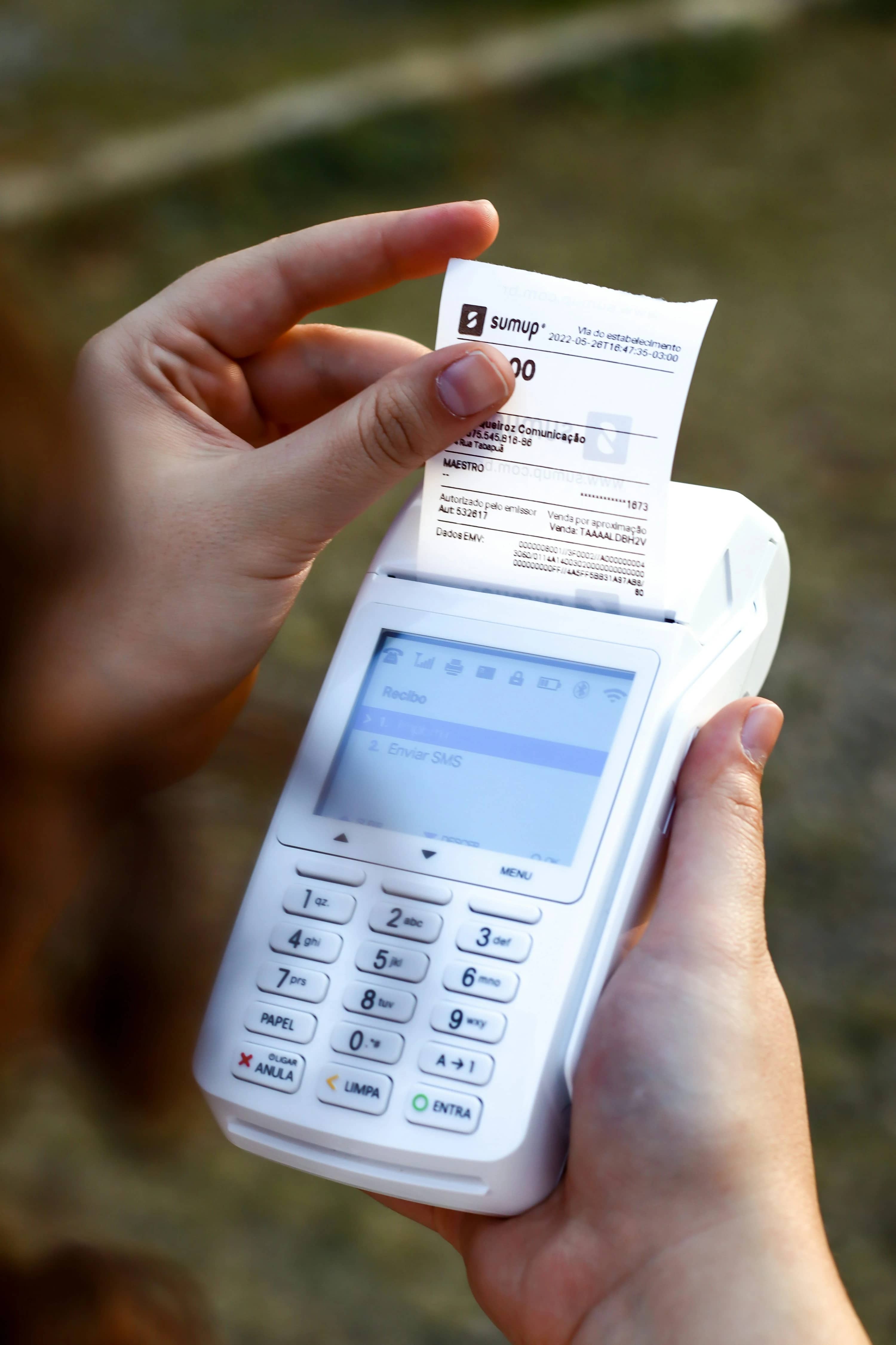 Split Trip Costs Fairly With Expense Apps