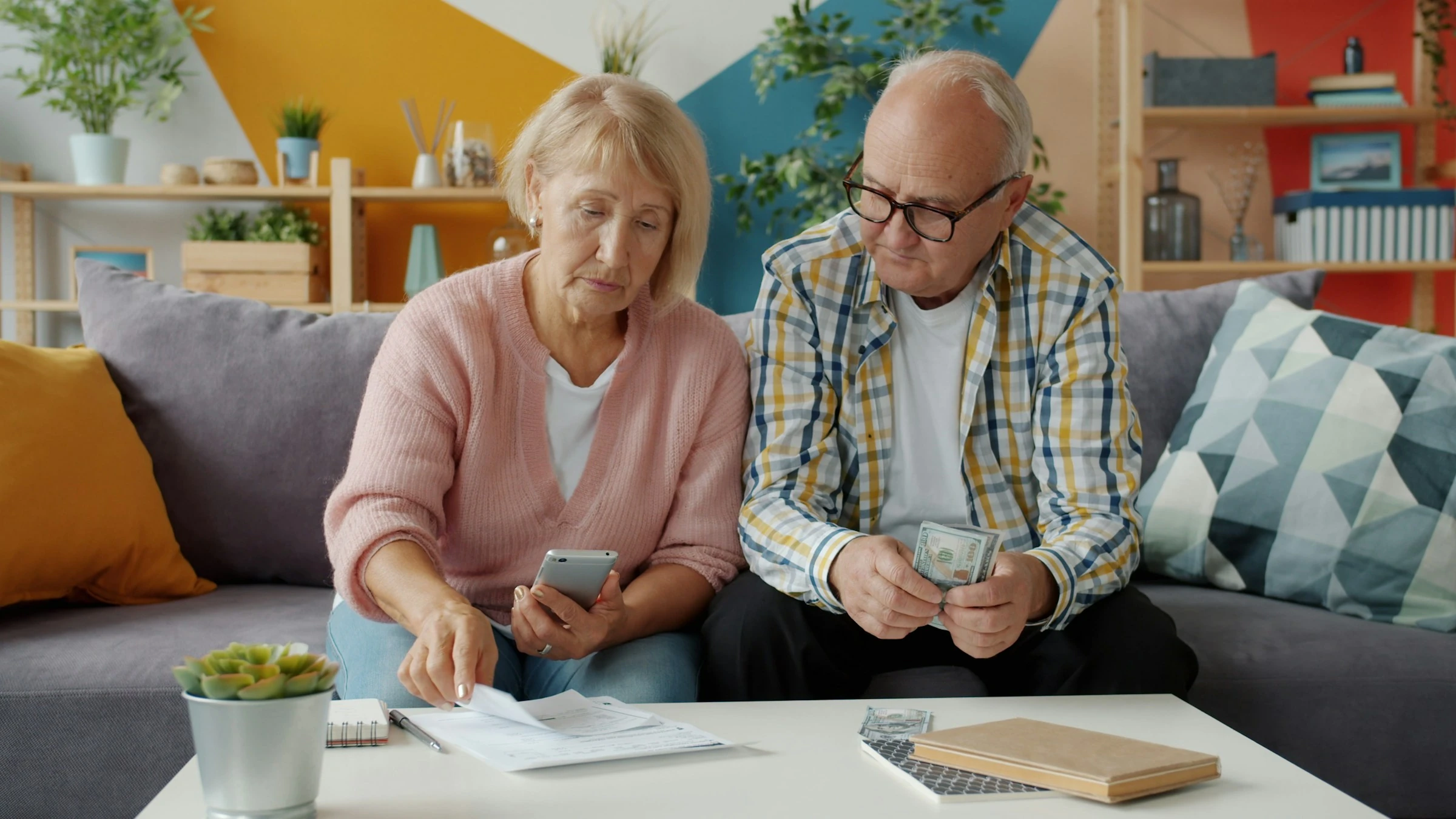 How Couples Can Budget Different Paydays With Apps