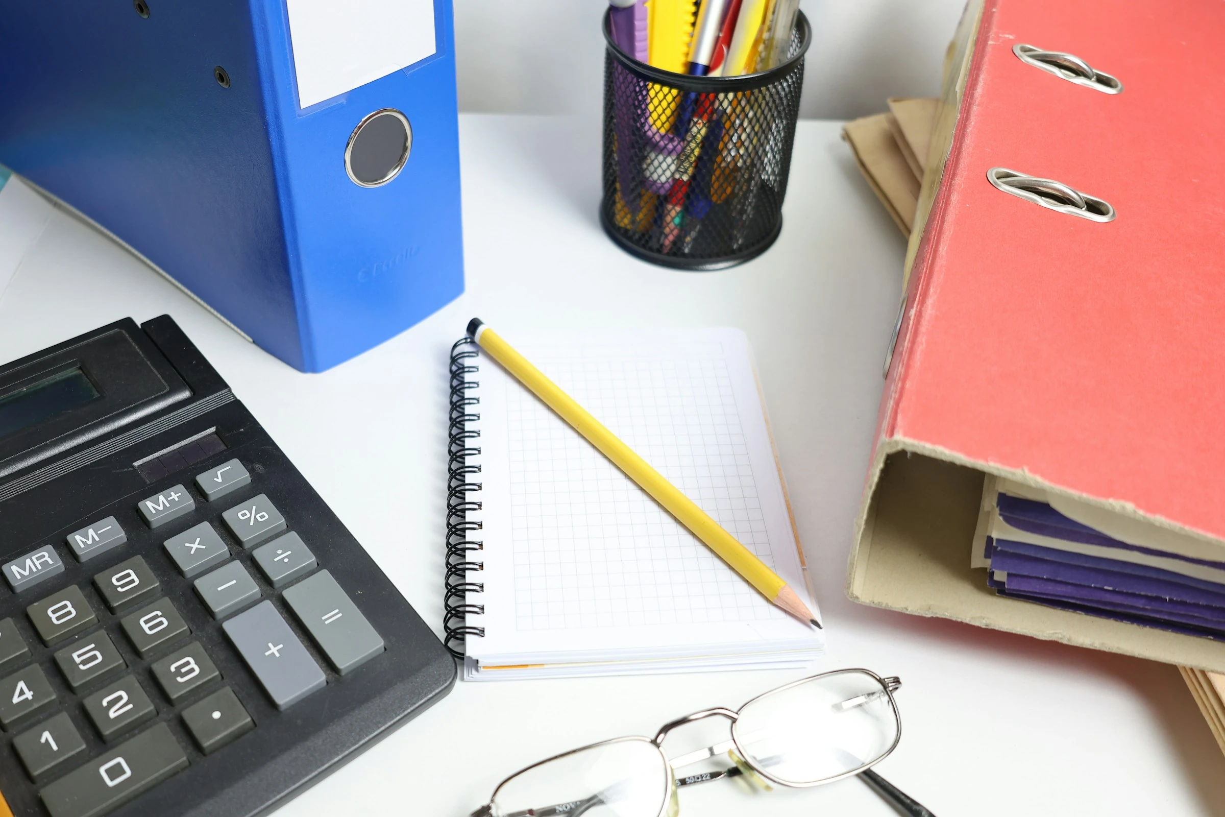 5 Apps to Budget for Unexpected School Costs