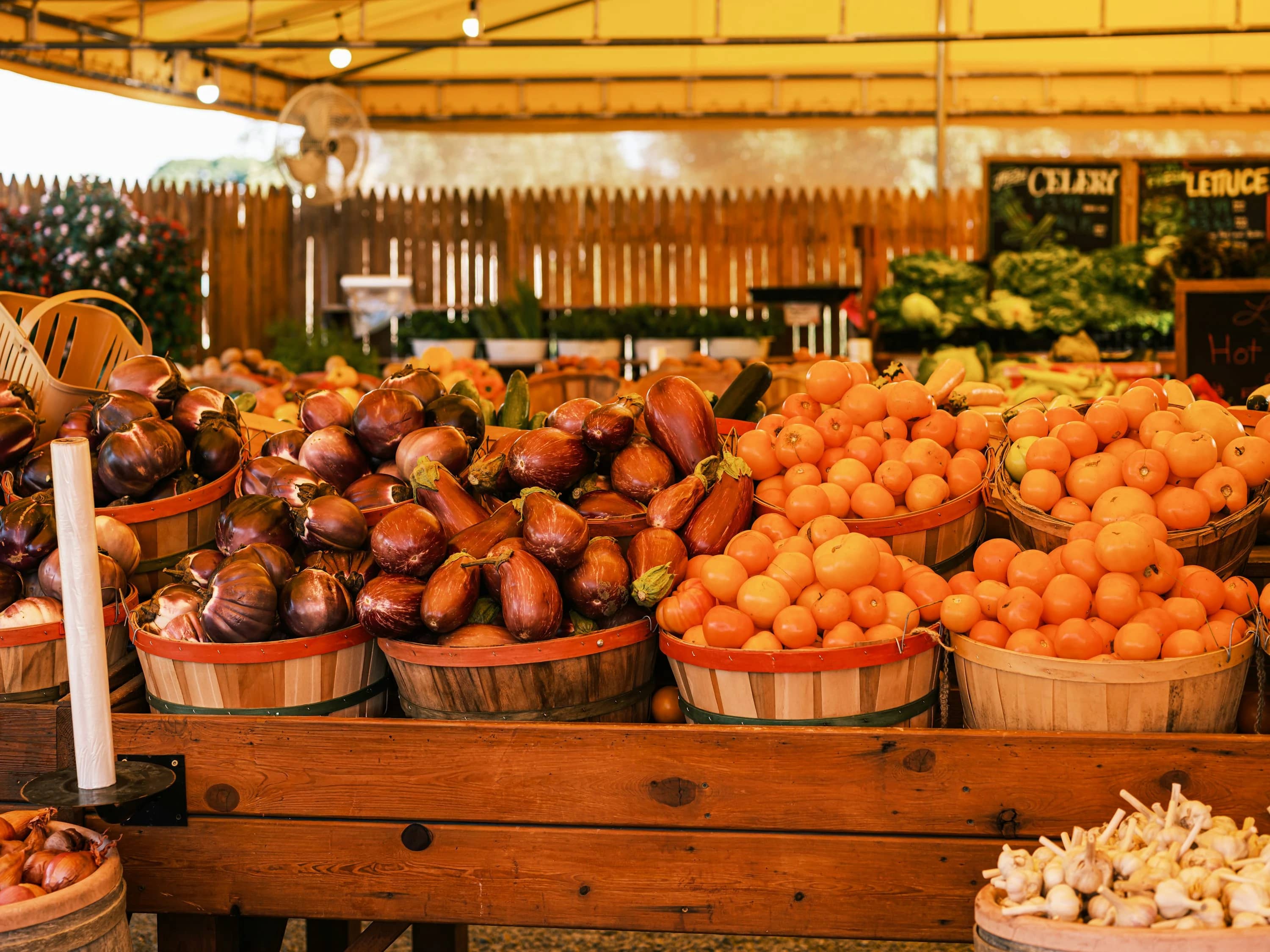 Save on Produce With Seasonal Food Apps