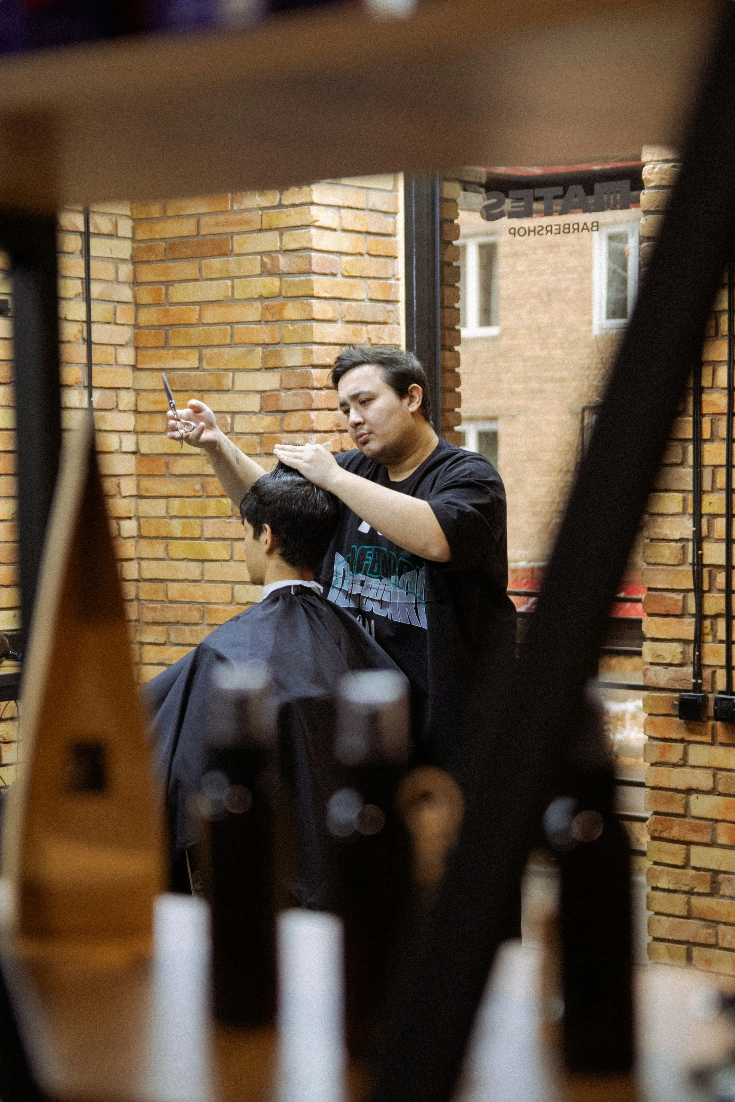 Spend Less on Haircuts With Booking Apps