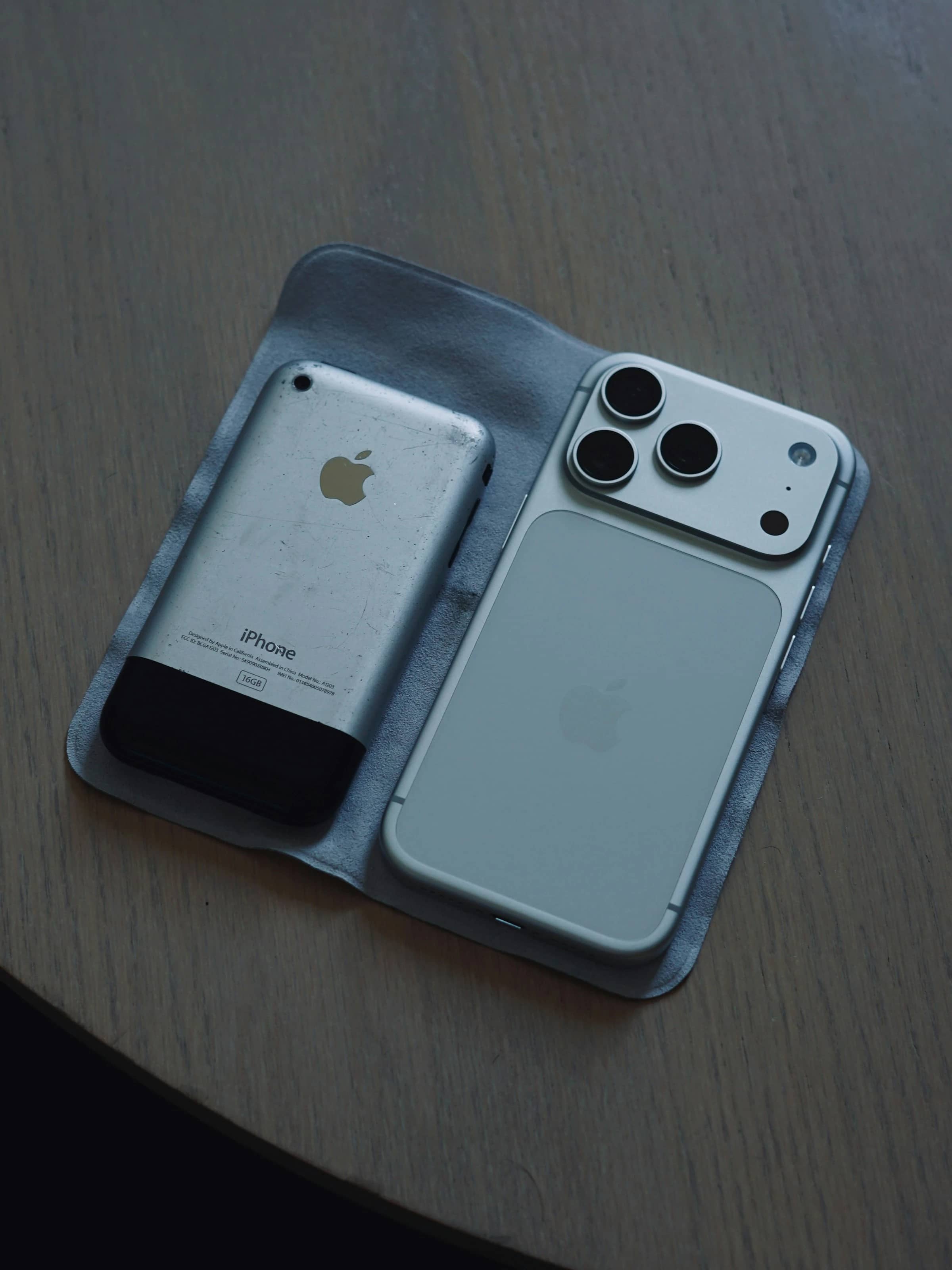 Refurbished or New? Compare Phone Prices With Apps
