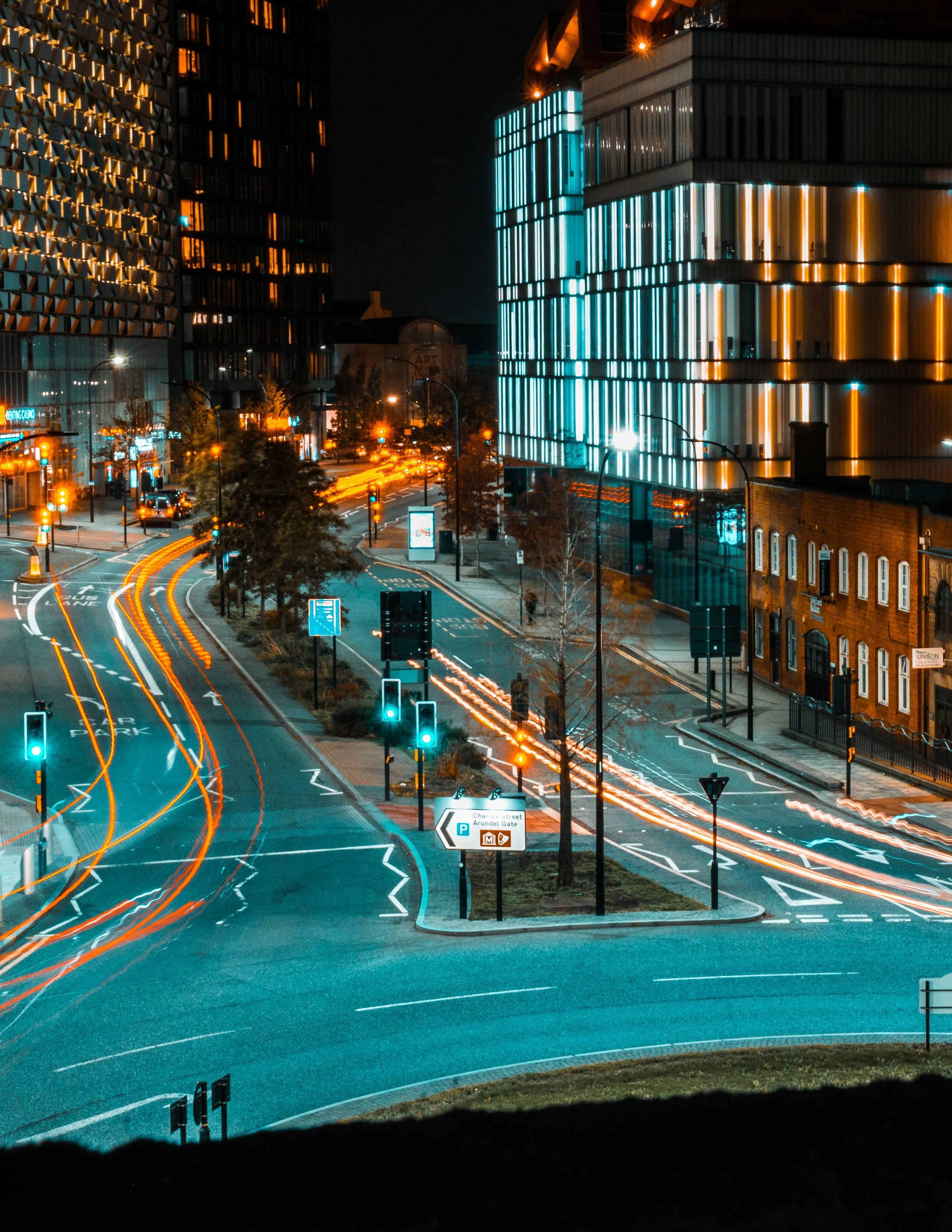 How to Save Money on Your Commute: Top 5 Apps to Combat High Gas Prices in 2025